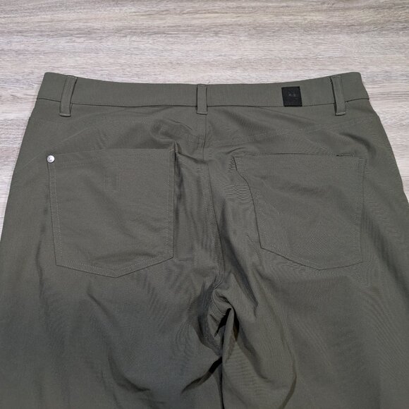 Vuori Men's 34 Meta Performance Dark Oregano Golf Pants Athletic Slim Fit V430 - Picture 7 of 14